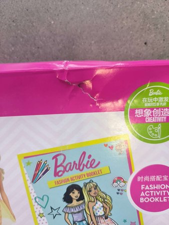 OUTLET Zestaw Barbie Fashion Combo modna lalka + ubranka USZKODZONE OPAKOWANIE