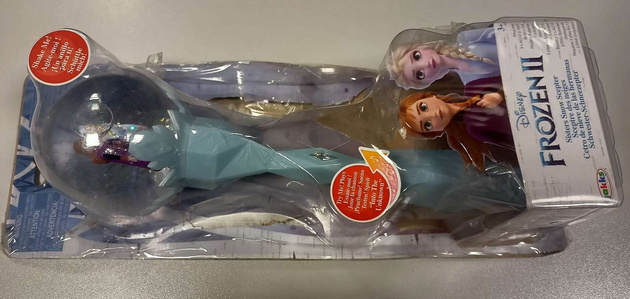 Kraina Lodu II Frozen Muzyczna śnieżna różdżka berło kula śnieżna z melodią NIE DZIAŁA