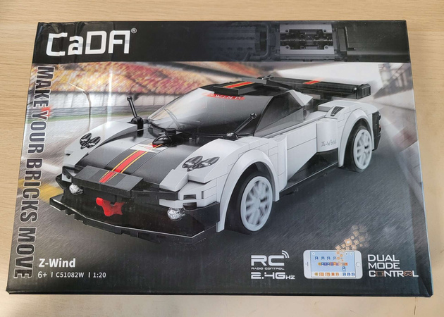 OUTLET Klocki konstrukcyjne CaDA Zdalnie sterowane Auto sportowe Z-Wind Białe Autko wyścigowe Samochód Sports Car 258 elementów RC USZKODZONE OPAKOWANIE
