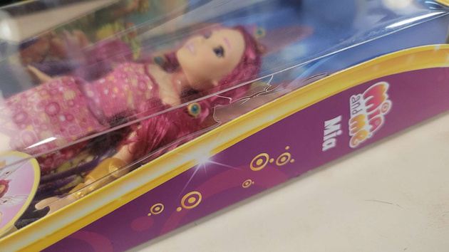 OUTLET Mia i ja Lalka Mia wróżka z ruchomymi skrzydłami 23 cm + akcesoria USZKODZONE OPAKOWANIE