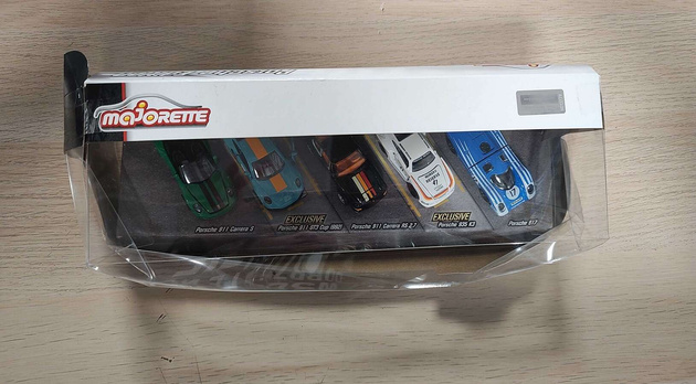 OUTLET Majorette Autka Metalowe 5-pak Porsche 911 Carrera Exclusive Car Models USZKODZONE OPAKOWANIE
