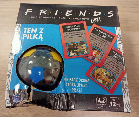 Friends Przyjaciele Ten z piłką Gra zręcznościowa The one with the ball USZKODZONE OPAKOWANIE