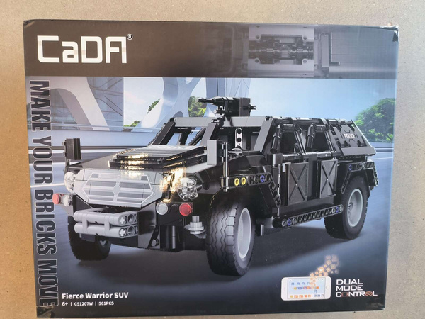 Klocki Konstrukcyjne CaDA Samochód Terenowy Zdalnie Sterowane Auto czarne autko RC Fierce Warrior SUV 561 elementów Dual Mode