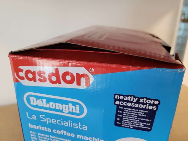 OUTLET Ekspres do kawy DeLonghi dla małego baristy ze spieniaczem do mleka Casdon PO ZWROCIE