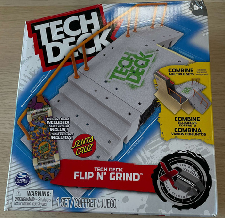 Tech Deck fingerboard zestaw rampa Flip n'Grind + deskorolka USZKODZONE OPAKOWANIE