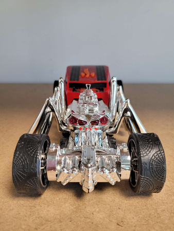 OUTLET Hot Wheels Monster Action interaktywne auto Street Creeper WADLIWY