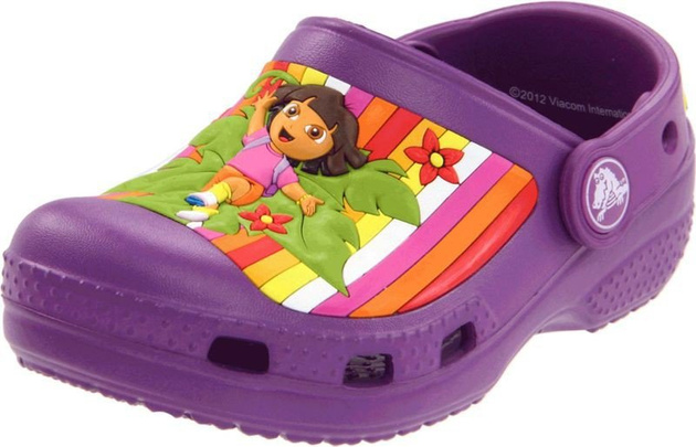 Crocs Kids Classic Dora Multistripe Dahlia Fioletowe klapki dla dzieci Dora poznaje świat