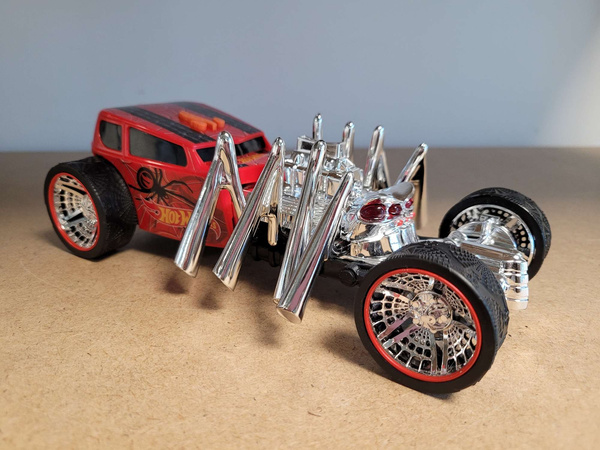 OUTLET Hot Wheels Monster Action interaktywne auto Street Creeper WADLIWY