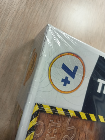 OUTLET Jurassic World Puzzle 200 elementów Dinozaury z Parku Jurajskie USZKODZONE OPAKOWANIE