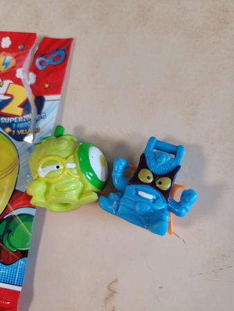 OUTLET MagicBox SuperZings 2-pak Hero + Villain USZKODZONE OPAKOWANIE