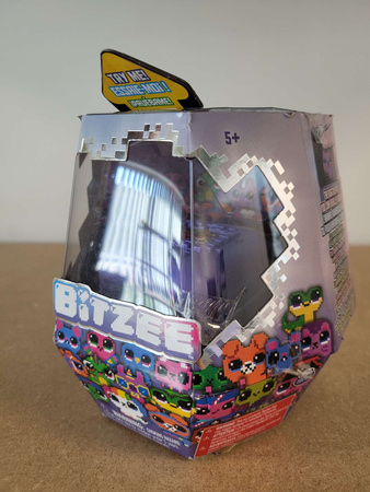 OUTLET Bitzee interaktywne zwierzątko cyfrowe Wirtualny Zwierzak hologram Spin Master PO ZWROCIE