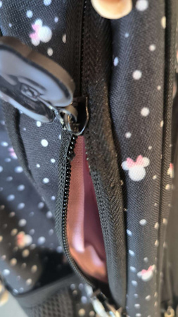 OUTLET Paso Plecak wielokomorowy czarno-różowy Minnie USZKODZONY