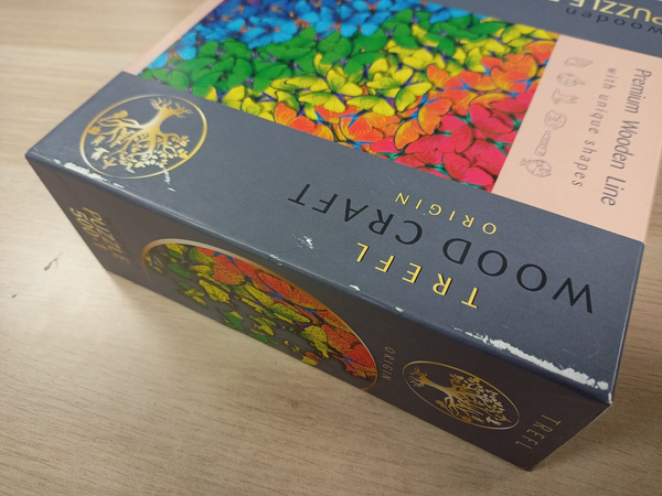 OUTLET Trefl Puzzle drewniane Tęczowe motyle 500 elementów USZKODZONE OPAKOWANIE