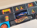 OUTLET Hot Wheels Transporter na 14 aut + 1 auto i znaki drogowe WYBRAKOWANY