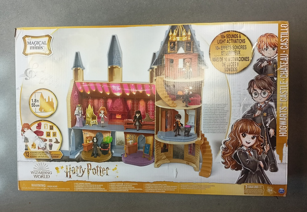 OUTLET Harry Potter Magical Minis zamek Hogwart + figurka BRAK NAKLEJEK