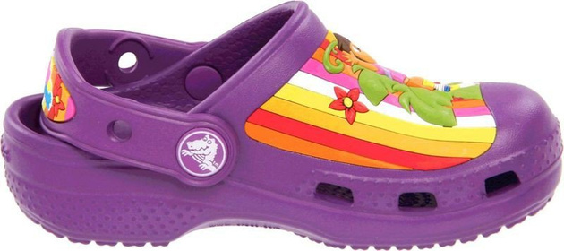 Crocs Kids Classic Dora Multistripe Dahlia Fioletowe klapki dla dzieci Dora poznaje świat